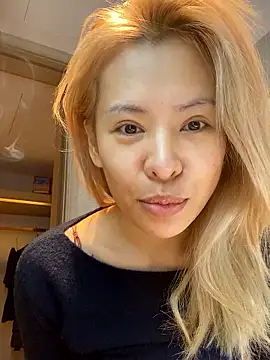 Snapshot of miumiu-66 chatting on December 2025 06:31:01 AM miumiu-66 online show from December 2025 06:31:01 AM