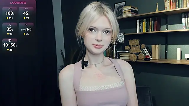 LaureMestler online show from January 2026 01:16:01 PM