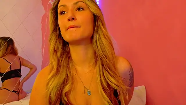 Snapshot of Anaayss_ chatting on October 2025 05:28:01 AM Anaayss online show from October 2025 05:28:01 AM