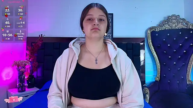 Krystal Heartss online show from December 2025 12:58:02 PM