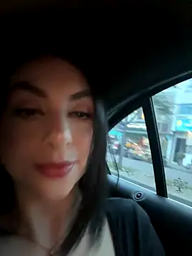 Snapshot of LlianneDiamond1 chatting on December 2025 10:08:02 PM LlianneDiamond1 online show from December 2025 10:08:02 PM