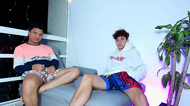 latin naughty boys online show from October 2025 01:28:01 AM