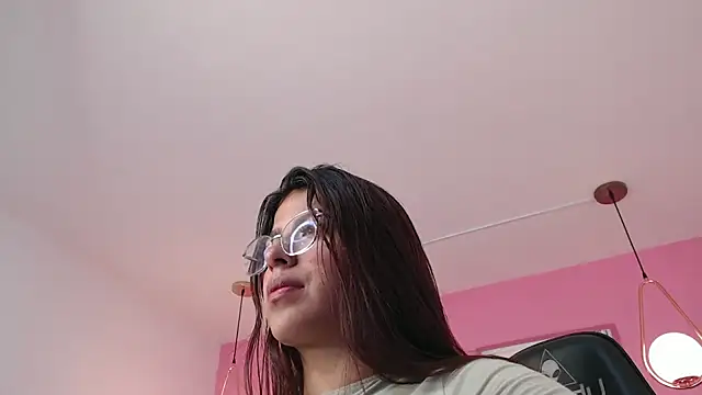 Snapshot of olivia_grenville_t chatting on October 2025 07:55:01 PM olivia grenville t online show from October 2025 07:55:01 PM