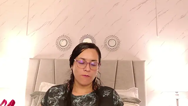 Michell Monet online show from May 2026 12:01:02 PM