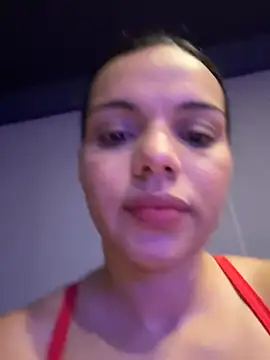 Anavalle online show from April 2026 07:40:01 PM