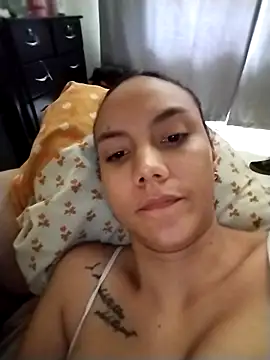 Mia-Reyes online show from October 2025 04:16:01 PM