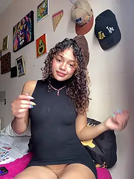 PrettyLia online show from February 2026 04:10:02 PM