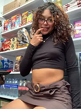 PrettyLia online show from February 2026 08:27:02 PM