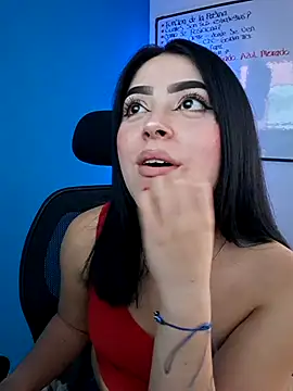 Zafira  online show from November 2025 05:34:02 PM