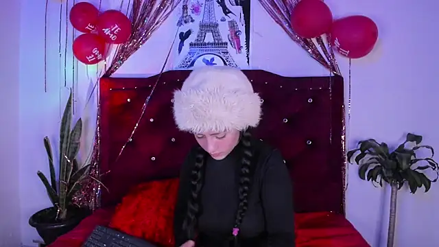 kitty  chs online show from February 2026 03:19:01 PM