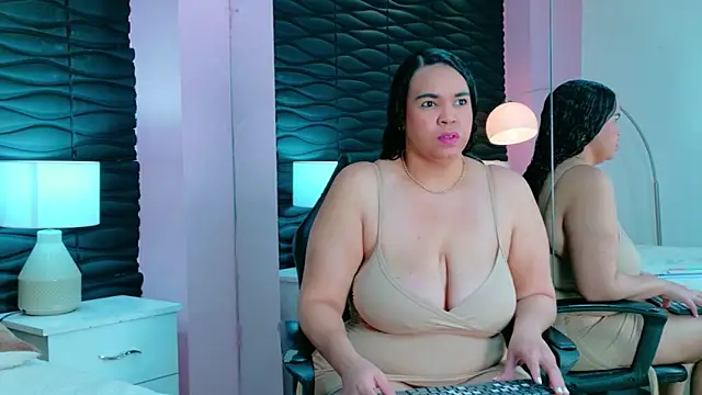 Valery Nasty   online show from November 2025 05:26:02 PM