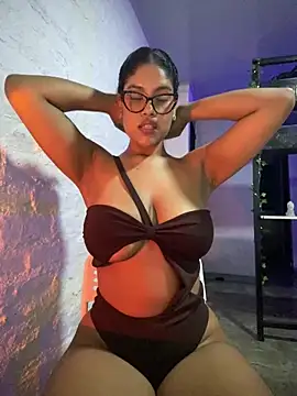 miiabrown18 online show from May 2026 02:51:02 AM
