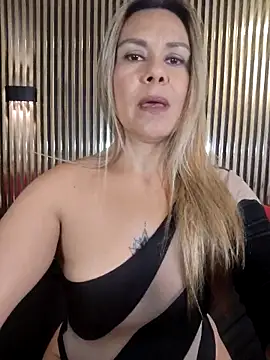 Snapshot of Lilith_Bonnet chatting on October 2025 06:59:01 PM Lilith Bonnet online show from October 2025 06:59:01 PM