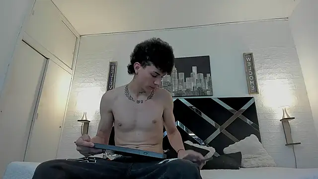 Snapshot of iammariano chatting on October 2025 06:14:02 AM iammariano online show from October 2025 06:14:02 AM