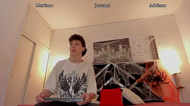 Snapshot of iammariano chatting on October 2025 05:15:02 AM iammariano online show from October 2025 05:15:02 AM