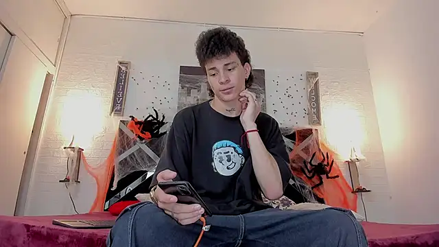 Snapshot of iammariano chatting on November 2025 04:15:02 AM iammariano online show from November 2025 04:15:02 AM