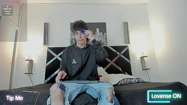 Snapshot of iammariano chatting on November 2025 03:38:01 AM iammariano online show from November 2025 03:38:01 AM