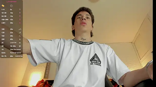 Snapshot of iammariano chatting on December 2025 02:42:02 AM iammariano online show from December 2025 02:42:02 AM