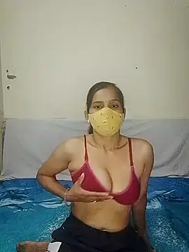 Snapshot of Hott_bomb chatting on September 2025 07:34:01 AM Hott bomb online show from September 2025 07:34:01 AM