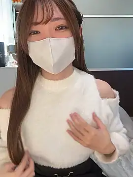 Moe v v online show from February 2026 04:02:01 AM