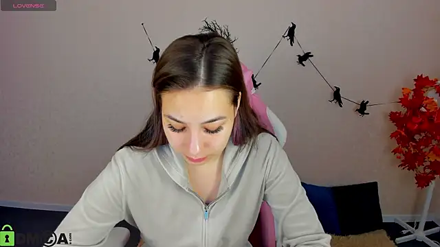 Snapshot of Al1ice_Moures chatting on November 2025 01:16:01 AM Al1ice Moures online show from November 2025 01:16:01 AM