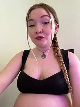 Amalie Smith online show from June 2026 07:20:01 AM