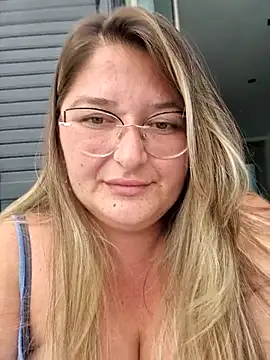 HornyBella88 online show from September 2025 07:45:02 AM