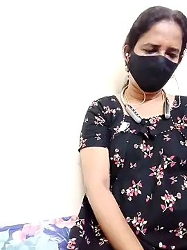 Snapshot of tamil_Boomika chatting on November 2025 03:06:01 AM tamil Boomika online show from November 2025 03:06:01 AM