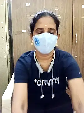 Snapshot of tamil_Boomika chatting on November 2025 06:06:02 PM tamil Boomika online show from November 2025 06:06:02 PM