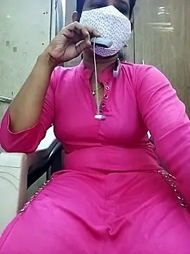 Snapshot of tamil_Boomika chatting on December 2025 05:52:02 PM tamil Boomika online show from December 2025 05:52:02 PM