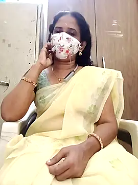 Snapshot of tamil_Boomika chatting on December 2025 06:17:01 PM tamil Boomika online show from December 2025 06:17:01 PM