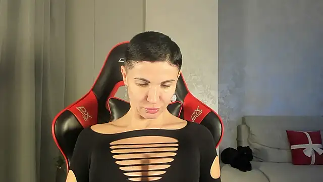 Angel iam online show from January 2026 06:24:01 PM