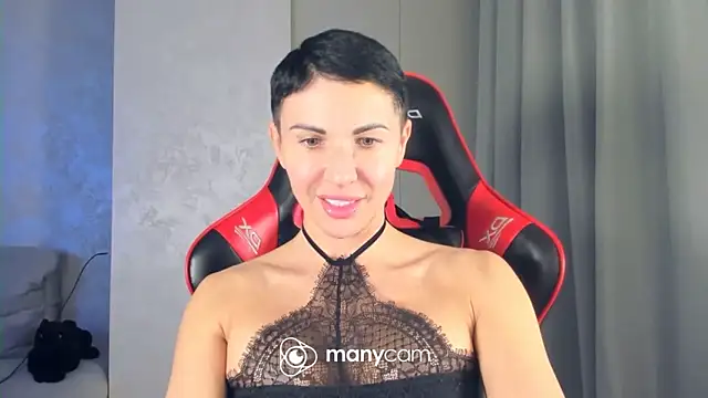 Angel iam online show from April 2026 05:52:02 PM