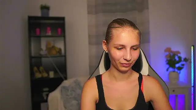 emmie murray online show from June 2026 06:57:02 PM