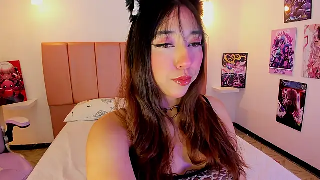 emily  walker online show from February 2026 03:55:02 AM