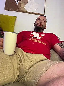 liz and thiago online show from December 2025 12:23:02 PM