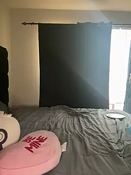 YeahhhitsBreezy online show from March 2026 11:30:02 PM