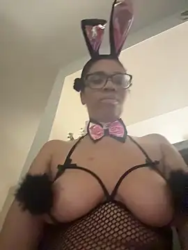 YeahhhitsBreezy online show from April 2026 10:40:02 PM