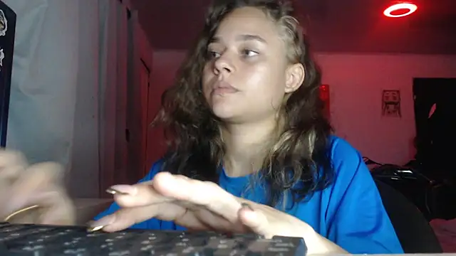 LittleCheerry69 online show from January 2026 10:18:01 AM