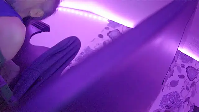 HippieDad333 online show from December 2025 11:54:01 PM