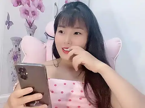 Snapshot of Lie_liee chatting on July 2026 02:32:02 PM Lie liee online show from July 2026 02:32:02 PM