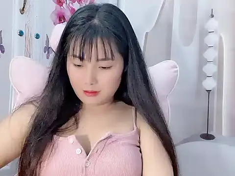 Snapshot of Lie_liee chatting on July 2026 01:47:02 PM Lie liee online show from July 2026 01:47:02 PM