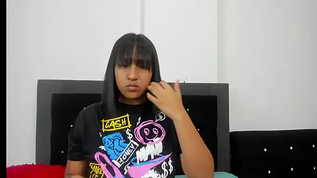 Snapshot of vfridaper chatting on January 2026 12:10:01 PM vfridaper online show from January 2026 12:10:01 PM