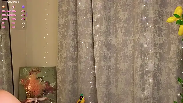 LunaraRada online show from February 2026 06:06:02 PM