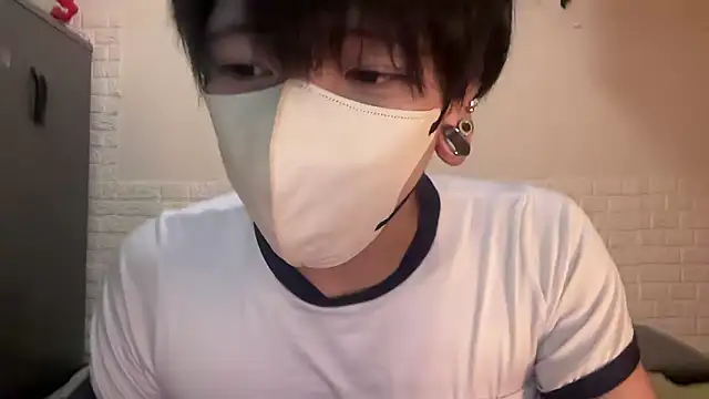 Snapshot of tora3220 chatting on November 2025 01:45:02 PM tora3220 online show from November 2025 01:45:02 PM