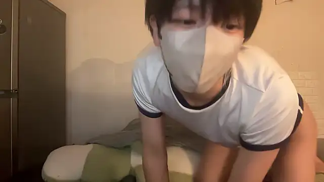 Snapshot of tora3220 chatting on December 2025 12:55:01 PM tora3220 online show from December 2025 12:55:01 PM