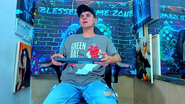 liam coleman25 online show from March 2026 05:22:01 AM