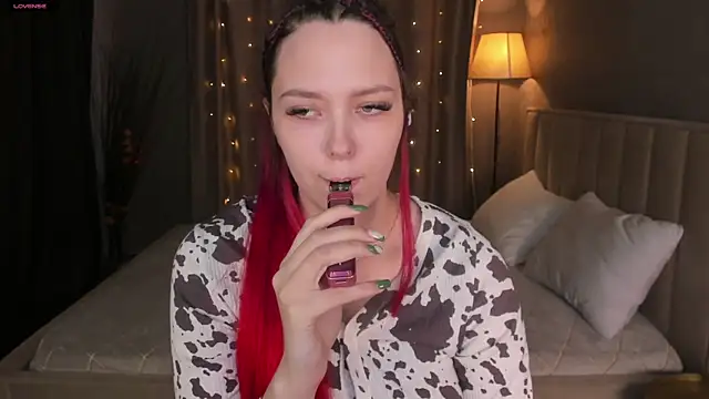 Snapshot of Monica__Queen chatting on February 2026 05:28:02 AM Monica Queen online show from February 2026 05:28:02 AM