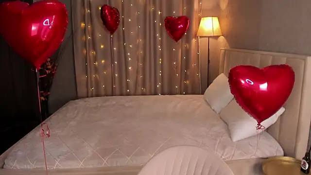 Snapshot of Monica__Queen chatting on February 2026 05:00:01 AM Monica Queen online show from February 2026 05:00:01 AM