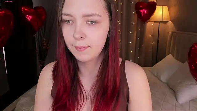 Snapshot of Monica__Queen chatting on February 2026 05:14:01 AM Monica Queen online show from February 2026 05:14:01 AM